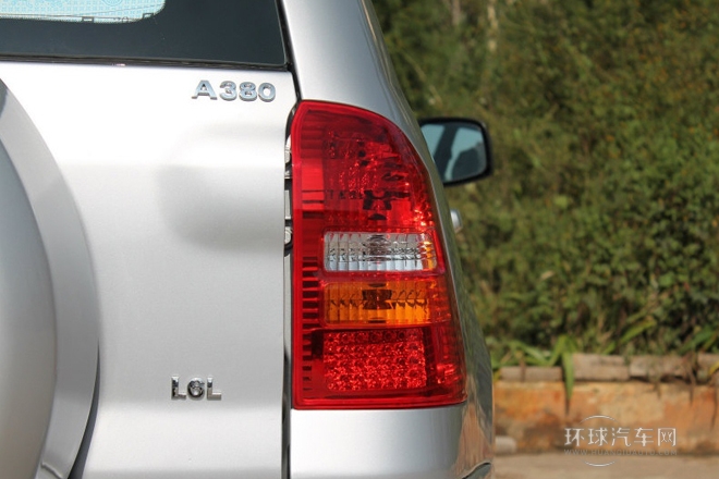 2012款 改款 1.6L 手動標準型