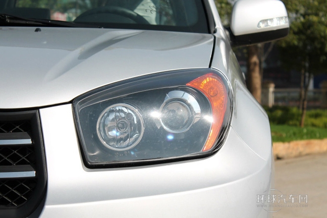 2012款 改款 1.6L 手動標(biāo)準(zhǔn)型