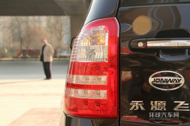 2012款 改款 1.8L 自動豪華型