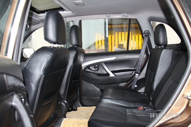 2012款 1.8L 自動豪華型