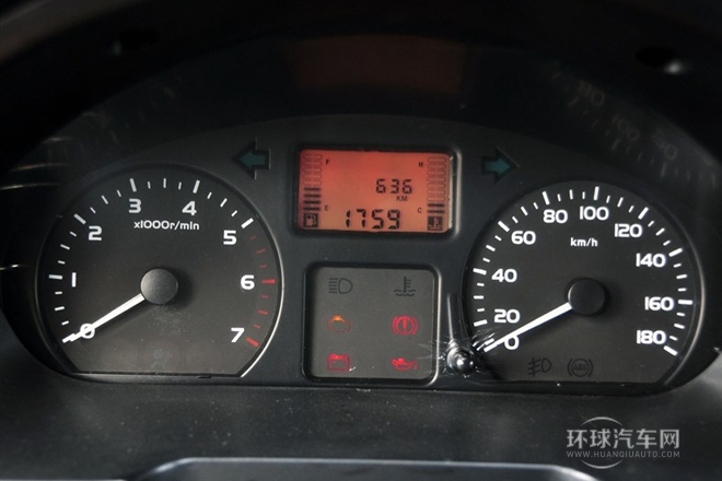 2012款 1.1L豪華型