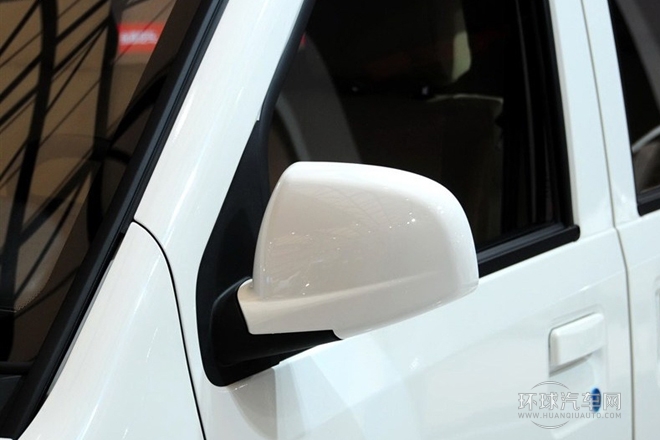 2012款 1.1L豪華型