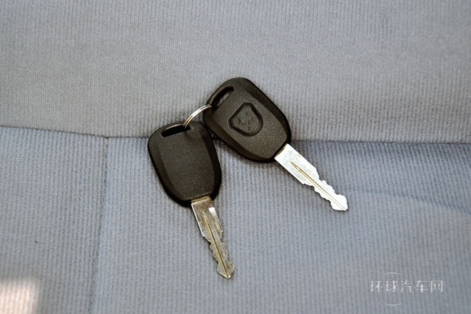 2012款 1.1L舒適型