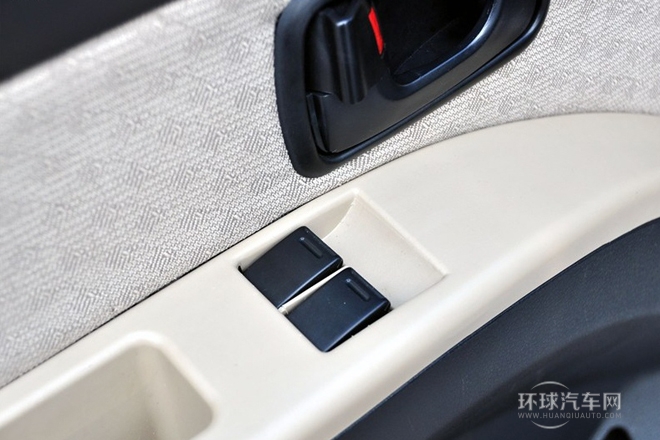 2012款 1.1L舒適型