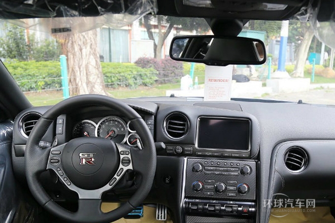 2015款 3.8T 動感酷黑內飾版