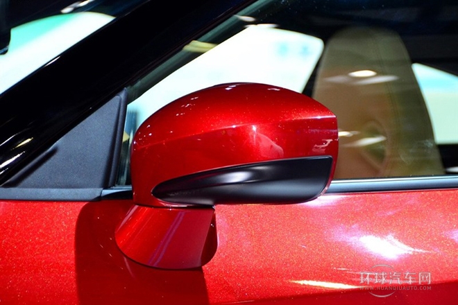 2015款 3.8T 時尚米白內(nèi)飾版