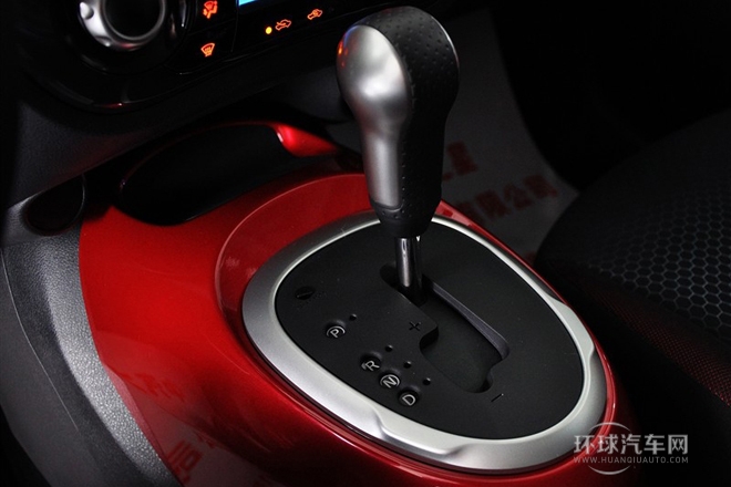 2012款 1.6T 自動(dòng) SV 領(lǐng)先款