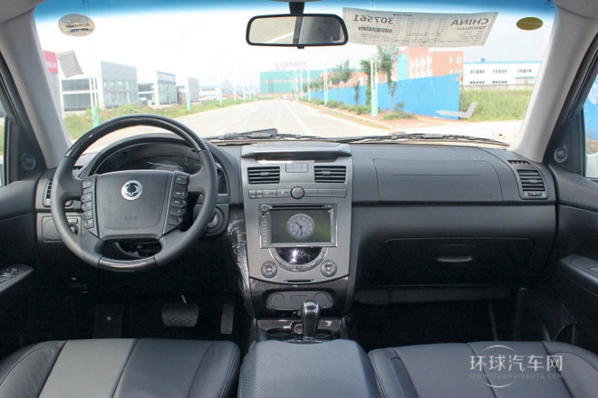 2011款 2.0T 兩驅精英導航版