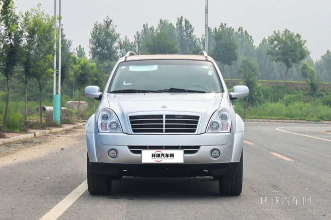 2011款 2.0T 兩驅(qū)精英導(dǎo)航版