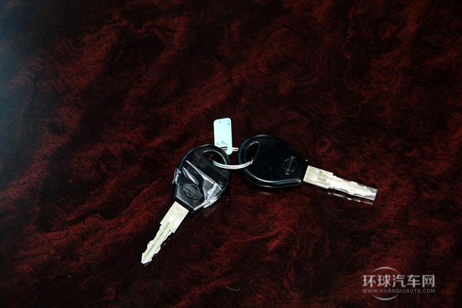 2011款 4.5L-尊貴VIP