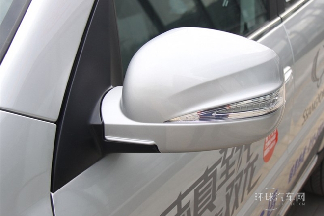 2011款 2.0T 四驅豪華導航版