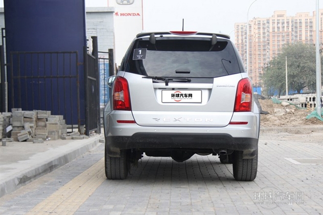 2011款 2.0T 四驅豪華導航版