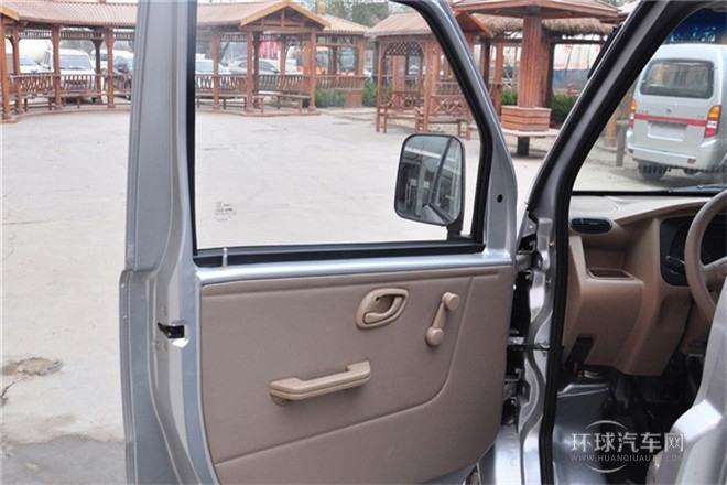 2008款 1.0L基本型標(biāo)準(zhǔn)軸距AF10-06