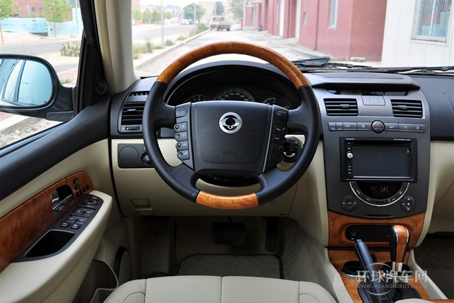 2011款 3.2L 四驅豪華導航版