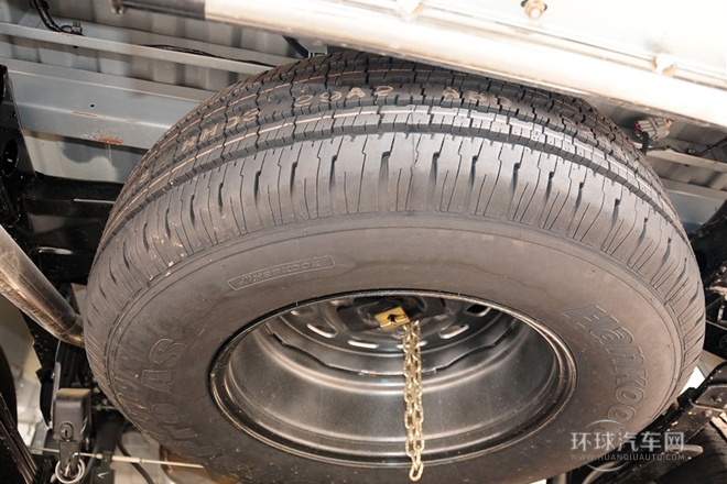 2011款 2.4L汽油四驅標準型