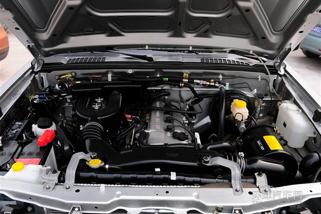 2011款 2.4L汽油四驅標準型