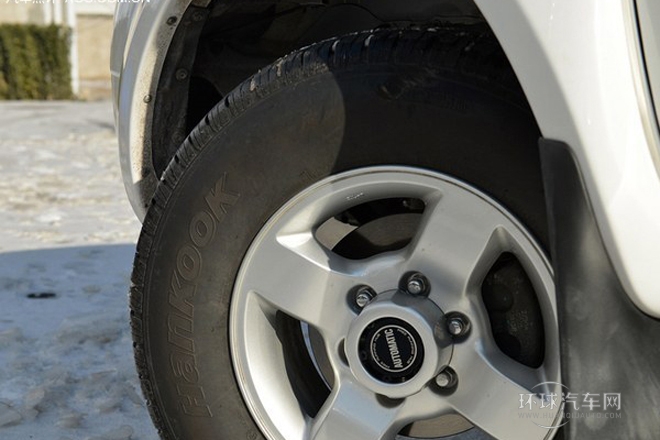 2011款 2.4L汽油四驅高級型