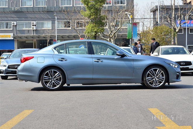 2014款 3.5L Hybrid 豪華運(yùn)動(dòng)版