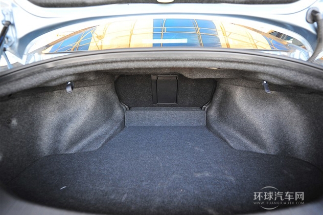 2014款 3.7L 豪華運動版