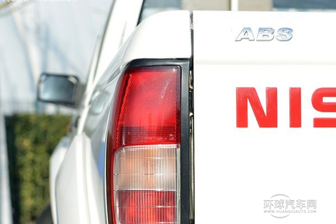 2011款 2.4L汽油四驅(qū)高級(jí)型