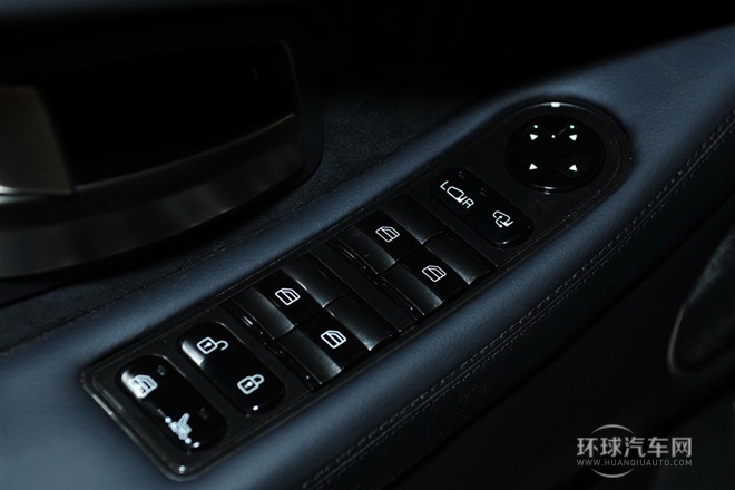 2012款 3.6 CW700L加長版