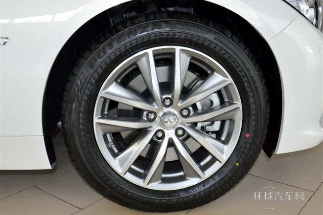 2014款 3.7L 豪華版