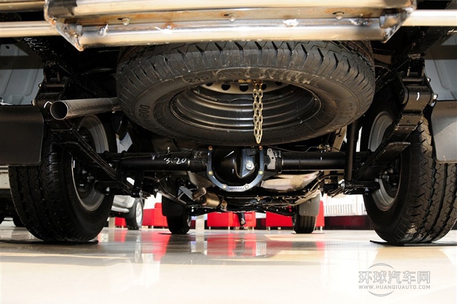 2013款 2.4L汽油兩驅(qū)標(biāo)準(zhǔn)型