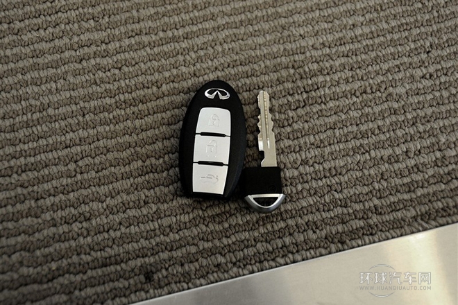 2014款 3.7L 舒適版