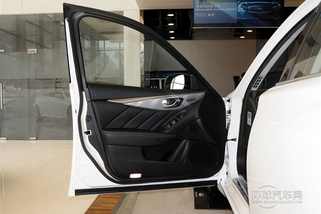 2014款 3.7L 舒適版