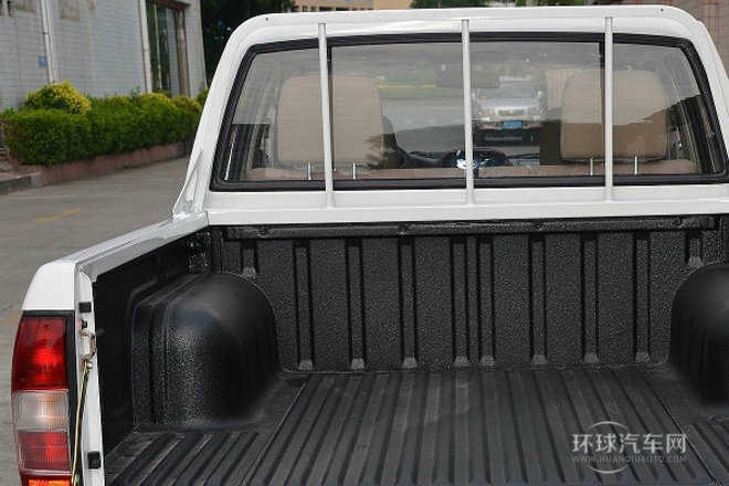 2013款 2.4L汽油兩驅標準型