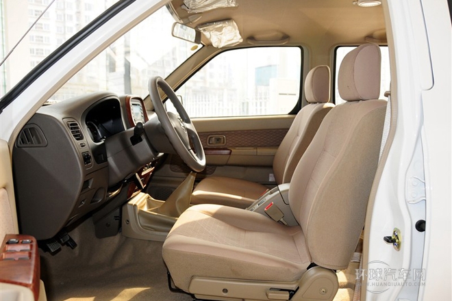 2013款 2.4L汽油兩驅標準型