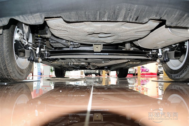 2013款 兩廂 1.5L 手動(dòng)進(jìn)取型