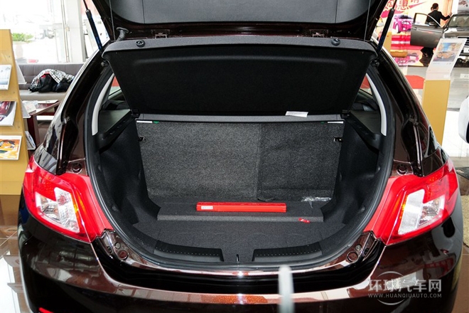 2013款 兩廂 1.5L 手動進取型