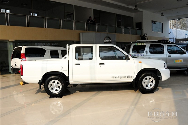 2013款 2.4L汽油兩驅標準型