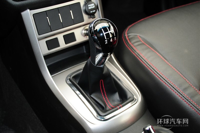 2013款 兩廂 1.5L 手動精英型