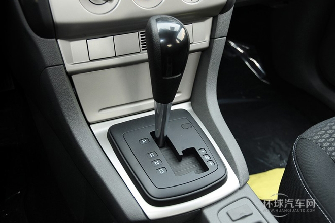 2013款 兩廂經典 1.8L AT基本型