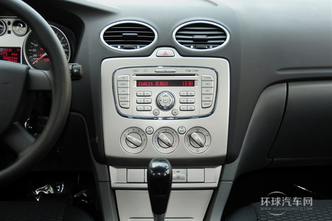 2013款 兩廂經(jīng)典 1.8L AT基本型