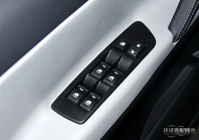 2014款 2.2T 四驅智尊型