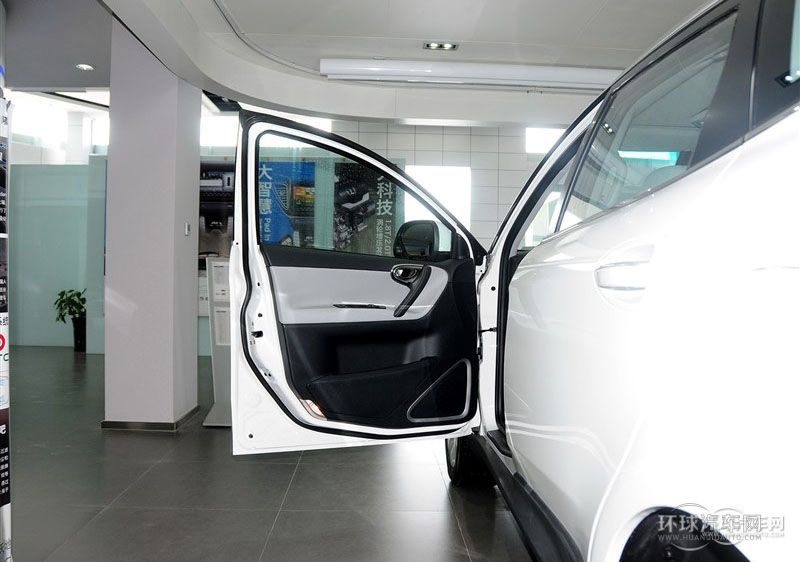 2014款 2.2T 四驅(qū)智尊型