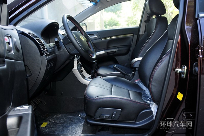 2013款 兩廂 1.5L 手動尊貴型