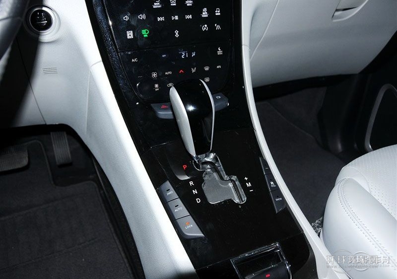 2014款 2.2T 四驅智尊型