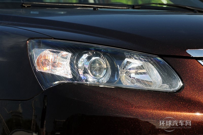 2013款 兩廂 1.5L 手動尊貴型