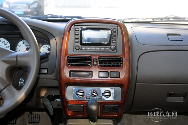 2013款 2.4L汽油兩驅高級型