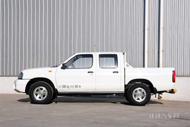 2013款 2.4L汽油兩驅(qū)高級型