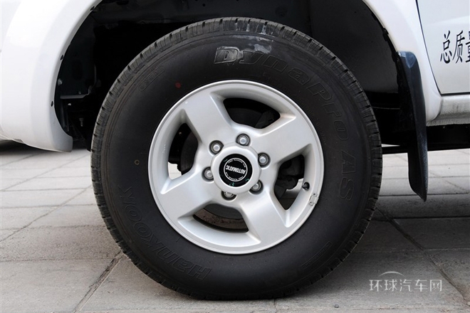 2013款 2.4L汽油四驅標準型