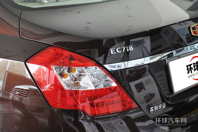 2013款 兩廂 1.8L CVT尊貴型