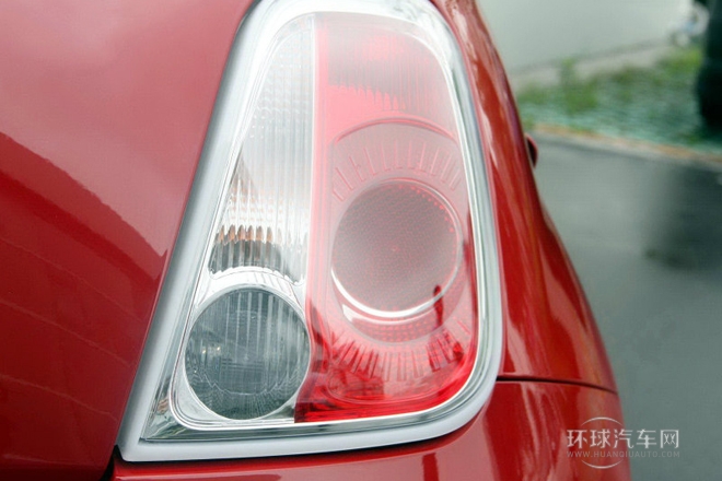 2012款 1.4L 敞篷時尚版