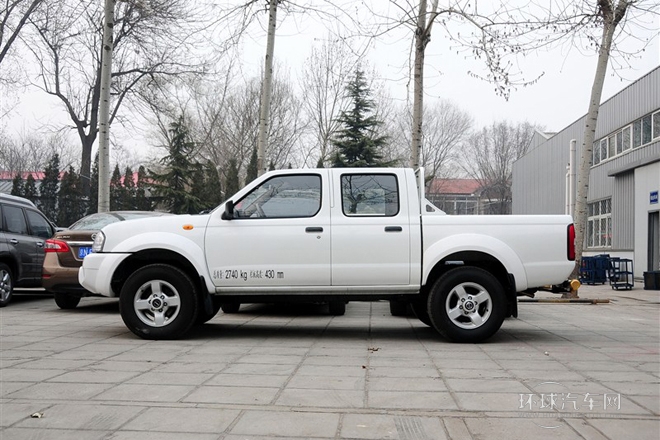 2013款 2.4L汽油四驅(qū)標準型