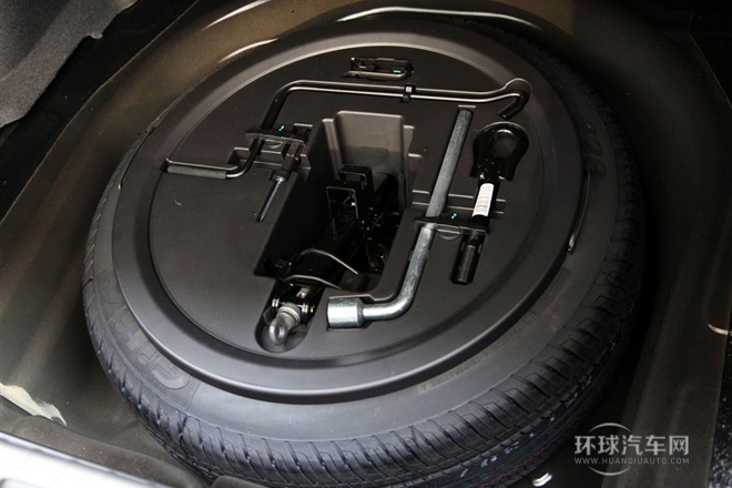 2013款 三廂 1.5L 手動精英型