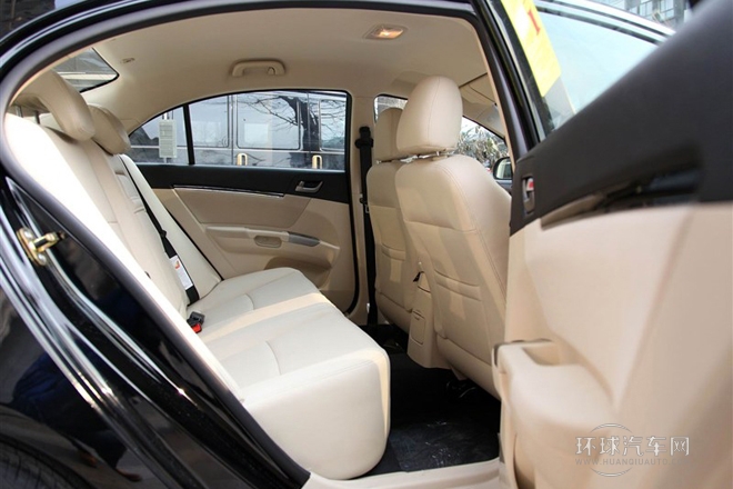 2013款 三廂 1.5L 手動精英型